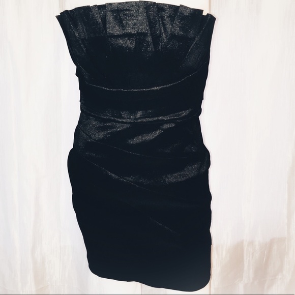 Daisy Strapless Fan Dress - Picture 5 of 5